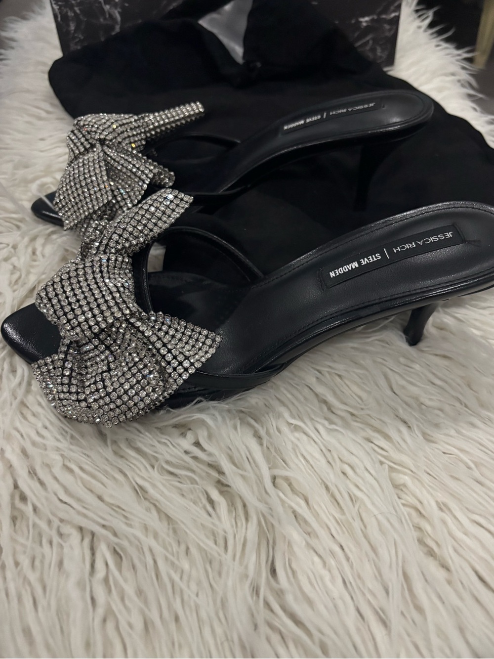 (NWT) Jessica Rich/Steve Madden Crystal Bow Slide Heels - Picture 4 of 9